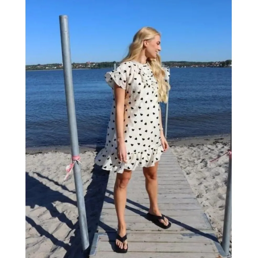 Liberté dame kjole Tia 22055 - CREME BLACK HEART