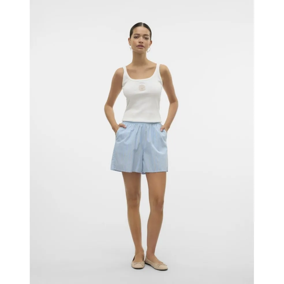 VERO MODA dame shorts VMCHARLOTTE - Airy Blue Stripes Cloud dancer/twill